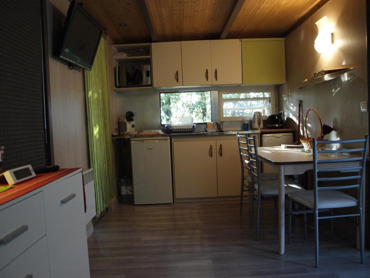 Le Petit Chalet Porticcio  Eksteriør bilde